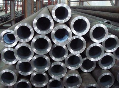 濟南無縫管與濟南鍍鋅無縫鋼管產品展示